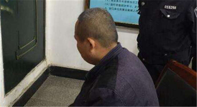 冒充城管谩骂网友