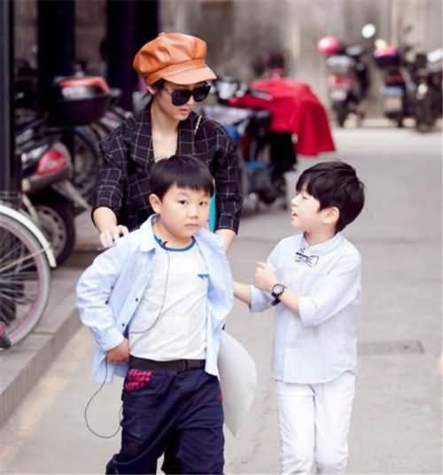 一年级cc宋妍霏 一年级cc宋妍霏