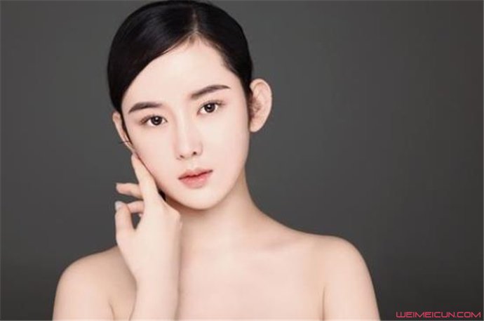 演员杨清照片
