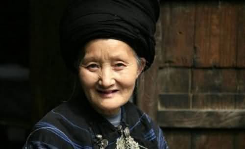 中国最后一位压寨夫人 年轻时花容月貌为土匪生下七个儿女
