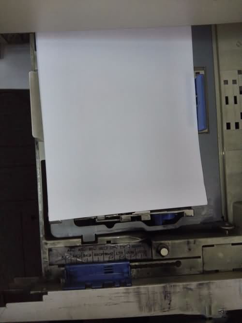 打印机放纸的位置(5)