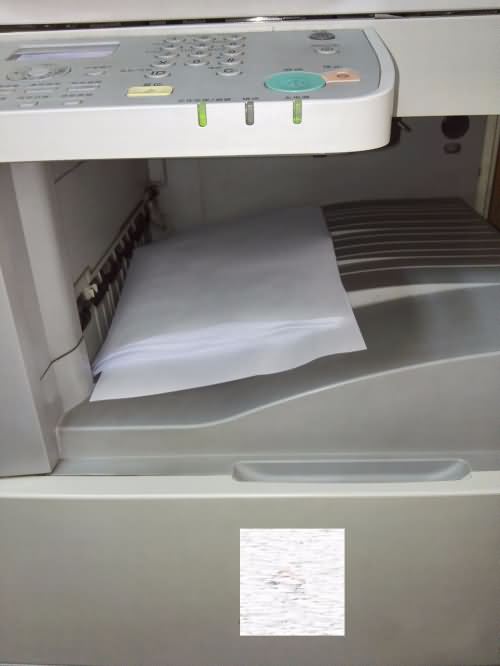 打印机放纸的位置(8)