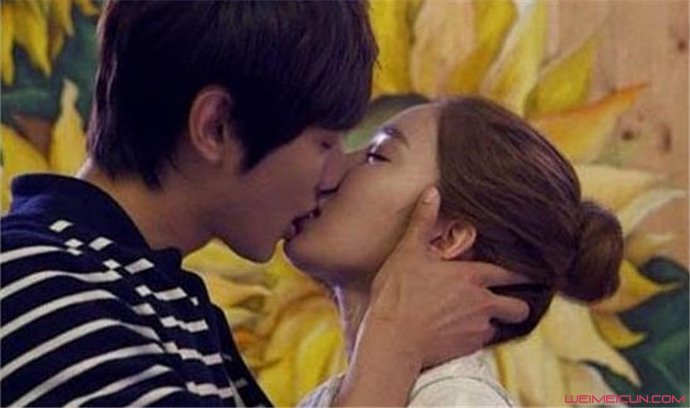 池贤宇刘仁娜卡后还吻 两人亲密关系被揭假戏真做了吗