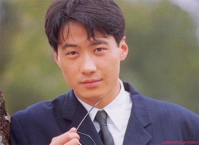 黎明肖像被盗用