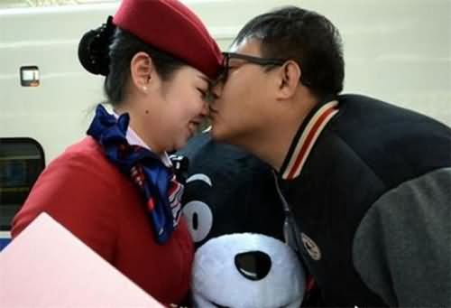 熊本熊求婚列车长