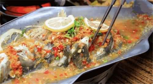 一家吃海鱼中毒 一家吃海鱼中毒
