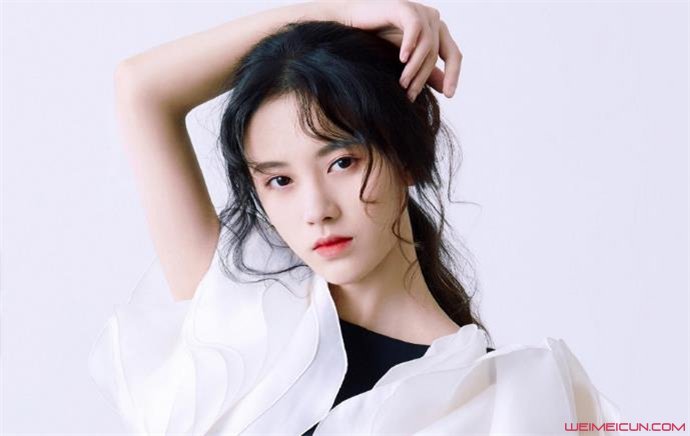 鞠婧祎怎么念