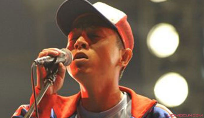 痛仰乐队主唱高虎 痛仰乐队主唱高虎