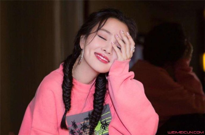 李小璐夜宿事件男主角是谁 李小璐夜宿事情证据是什么