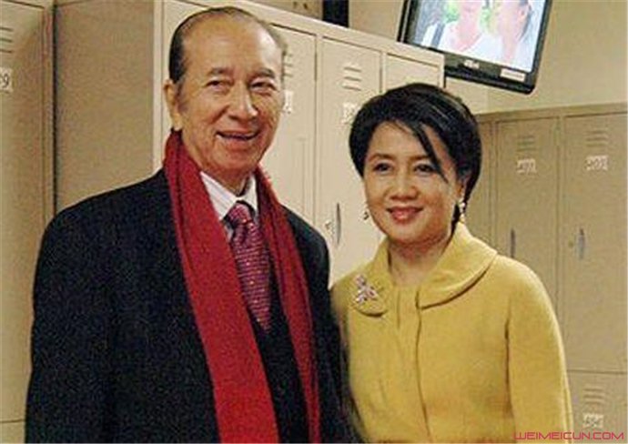 何鸿燊如何使四太怀孕