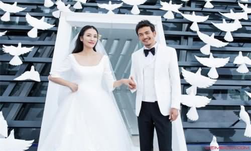 杨烁老婆的照片 杨烁老婆王黎雯个人资料背景遭起底