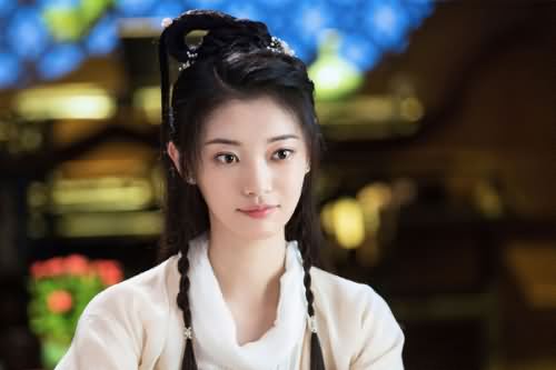 月上重火林奉紫的扮演者是谁