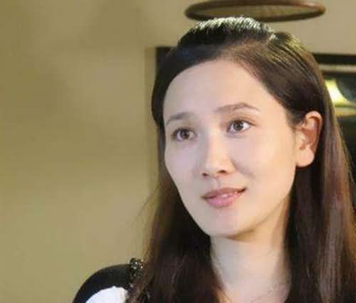 侯勇前妻沈蓉个人资料 现任老婆是小二十岁圈外美女