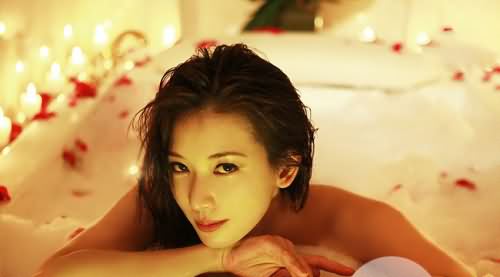 林志玲的裸妆的照片 妆前和妆后照片依然是那么美