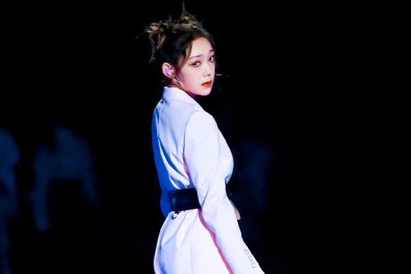 硬糖少女303的C位是谁