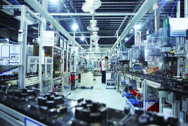 学生称被强制要求到工厂实习,具体怎么回事?